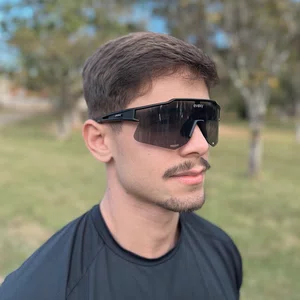 Óculos de Sol Esportivo EVOXY Raizon Full Preto - Lentes Cinzas